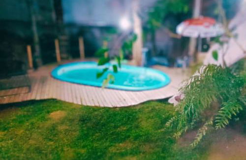 Casa na praia com quintal amplo e piscina - Foto 2