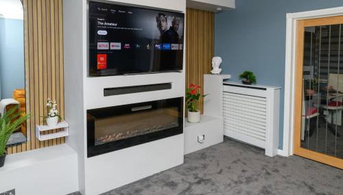 The Whitehouse M6, Junction 10 With Parking - Foto 1