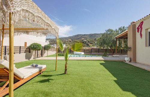 Seaside Breeze Villa - Beachfront, Private Pool, BBQ - Foto 24