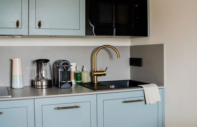 Bob W Peterhof - Photo 23