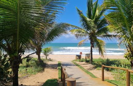 Apartamento espetacular na MELHOR praia da Bahia, GUARAJUBA é uma das únicas praias com selo azul do Brasil -Luxo, lazer, diversão e tranquilidade! Projetado para que você tenha a melhor experiência em hospedagem - Condominio tipo resort, o mais procurado - Foto 32