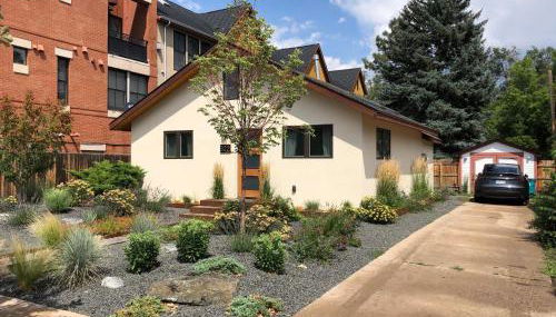 Vibrant Downtown Bungalow – Walk Everywhere! - Foto 4