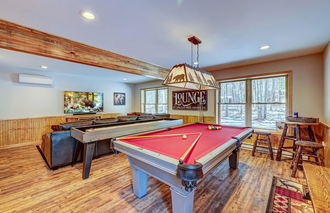 Over the Top Lodge by Avantstay Hot Tub, Shared Pool, Beach/lake Access - Foto 31