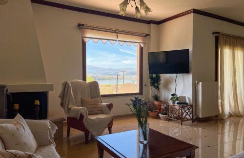 Lake House Ioannina - Photo 13