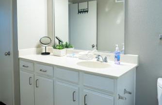 Cozy 1,100sf apartment in the heart of Legacy - Foto 10