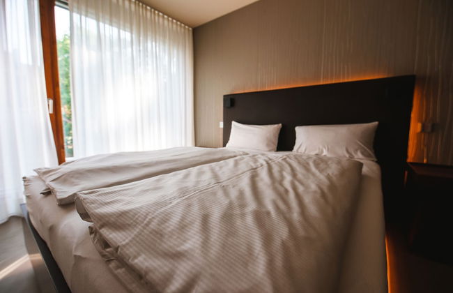 Car by Side - Foto 5