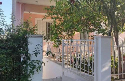 Παραλιακό διαμέρισμα με αυλή, πλήρως εξοπλισμένο - Foto 18