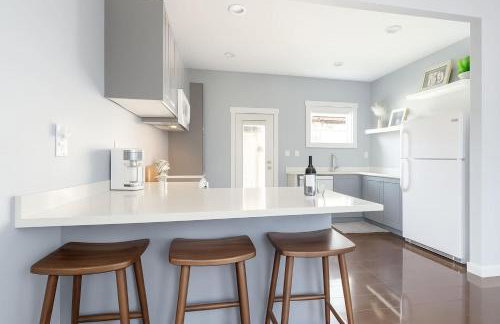 Fremont Bungalow with Backyard View Seattle - Photo 19