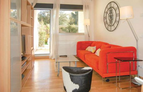2 Bedroom Stunning Apartment In Llanes - Foto 3