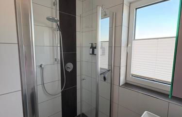 Modernes Serviced Apartment - FeWo Penthouse View - Foto 14