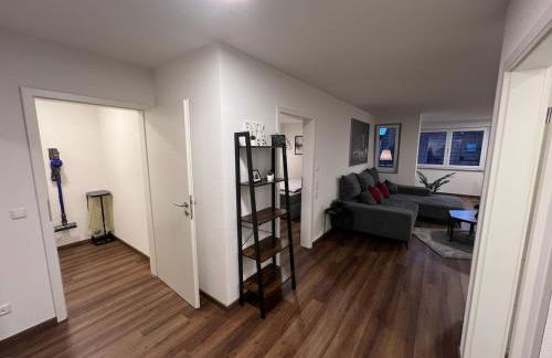 Jellys Apartment - 70qm - Balkon - Küche - Parken - 2x smart TV - King Size Bett - nur 5min zum Europa Park - Foto 57