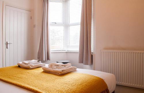 Bedford Rd Apartment Ideal for Hospital & Town Centre - Foto 43