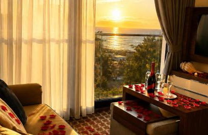 Golden Hour Marine Suite 503 - Sea View at Marine Hotel - Photo 32