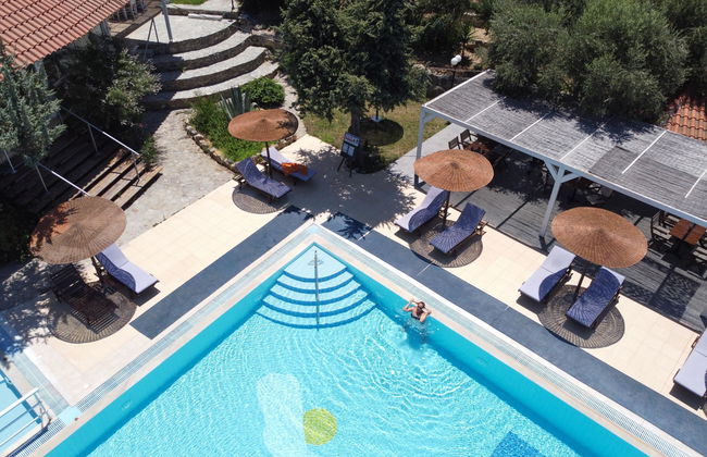 The Small Village - Foto 21