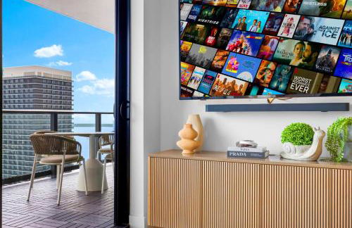 From 43th Floor a Luxury Condo Awaits For You! - Foto 20