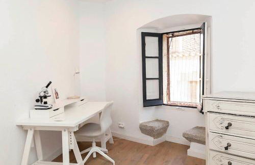 A historic XVI century beach home near Barcelona - Photo 53