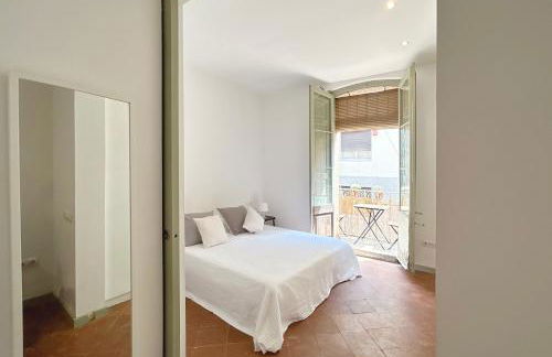 SC Apartamento céntrico con balcón - Photo 3