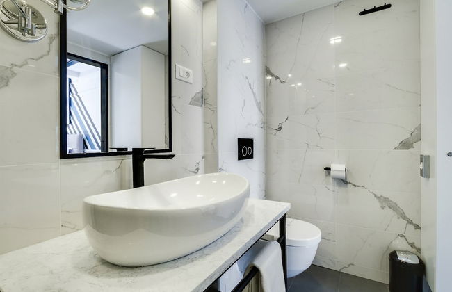 DeZign Apartments - Photo 44