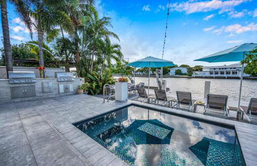 The Modern Castle Canal View Access Rooftop Living Greenhouse VlLLAS - Foto 35