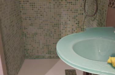 Vistas al mar y garaje cerca de BCN - Photo 21