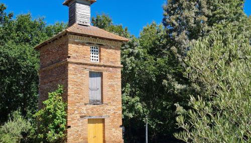 Gite de Coulassy 8 à 10 pers dans parc de 2 hectares - Foto 1
