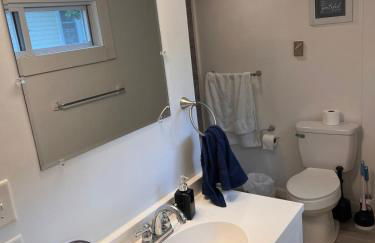 Finger Lakes Apartment - Photo 12