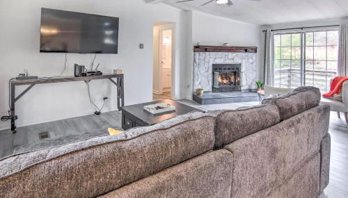 Cozy Asheville Cottage with Grill and Fire Pit! - Foto 4