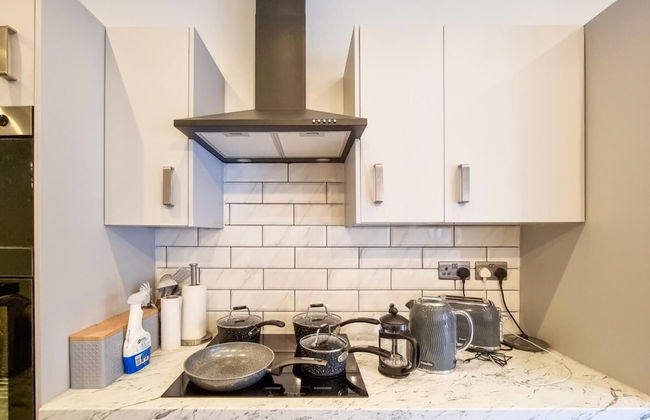 Stylish King Bed Suite Free Parking Large Patio - Foto 3