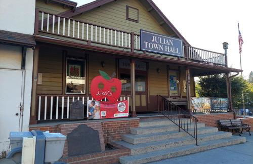 Julian House of Games - Foto 40