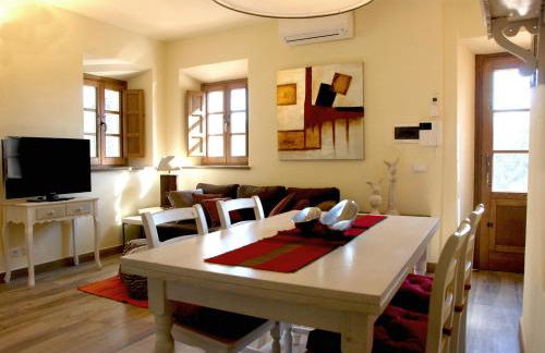 La Libellula- casale panoramico con piscina in Versilia - Photo 14