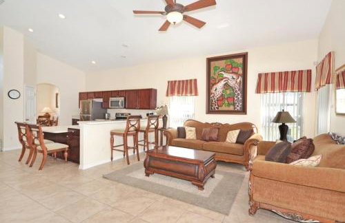 Beautiful 5 Bedroom Home With Large South-facing Pool - Foto 16