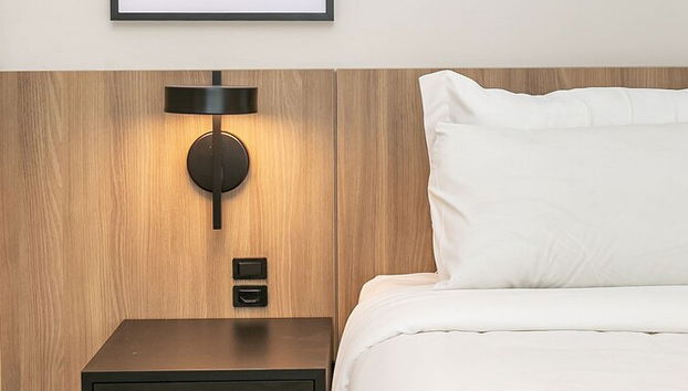 Studios Tower by Viva - Prédio com piscina e estacionamento no centro de Floripa - Foto 2