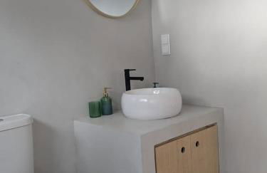 Entire villa hosted by Noam - Foto 21