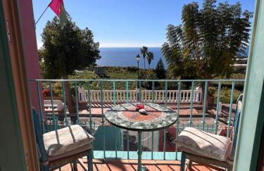 Estudio superior con vistas y pequeña terraza en Maro - Foto 9