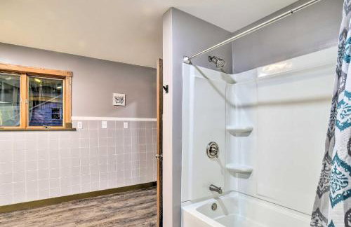 Honeoye Lake House with Community Amenities! - Foto 19