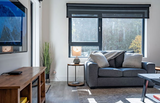 Mountainview Escape Revelstoke Vacations - Photo 27