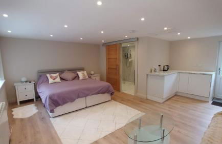 The Garden Room, 1 Heath Cottage - Photo 9