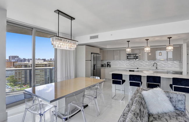 Luxury Condo at Beach Walk Resort - Foto 6