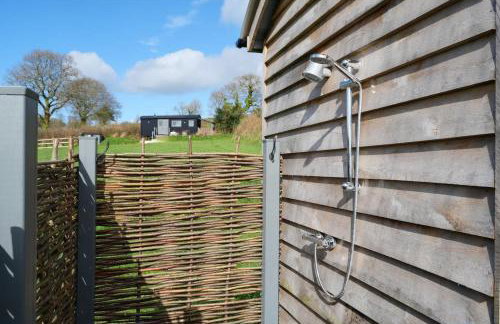 Luxurious Shepherds Huts Outdoor Baths Sea Views - Foto 22