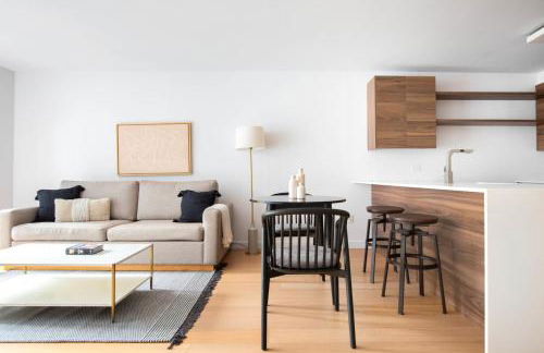 LES 1br w gym doorman wd nr park NYC-1314 - Foto 5