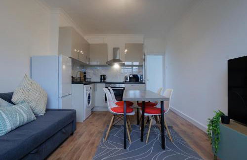 2 Bedroom Apartment By Arhouse Apartments Short Lets & Serviced Accommodation Highbury With Free WiFi - Foto 13