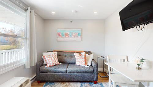 204 at the Shore - Photo 5