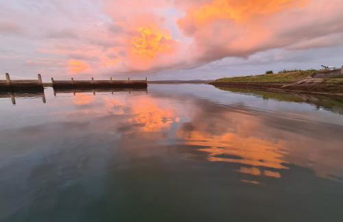 Y-Knot-Two Bedroom Luxury Motor Boat In Lymington - Foto 7