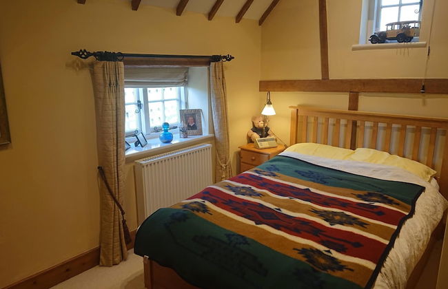 Charming 17th Century 2-bed Cottage in Medmenham - Foto 3