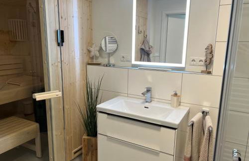 Penthouse Zweite Heimat - mit Sauna, Dachterrasse und ab Mai eigener Wallbox, im Herz von Kellenhusen - Foto 22