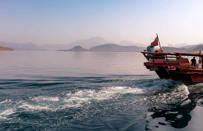 Khor Sham Dhow Boat Cruise - Foto 1
