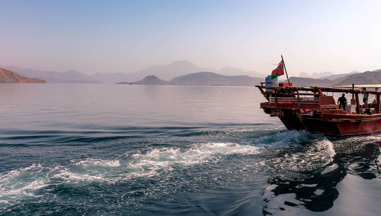 Khor Sham Dhow Boat Cruise - Foto 2