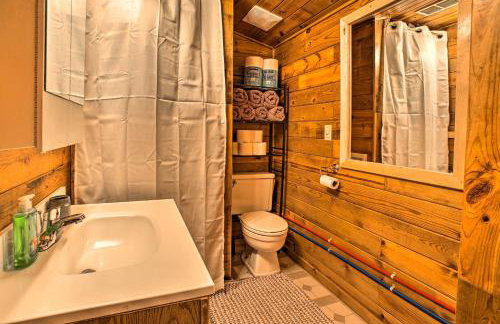 400-Acre Outdoor Enthusiasts Lodge in Mancelona! - Foto 30