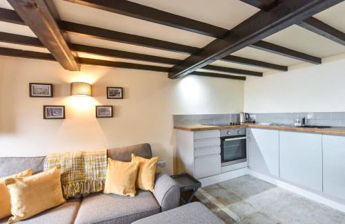 Chatterbox Cottage - Photo 1