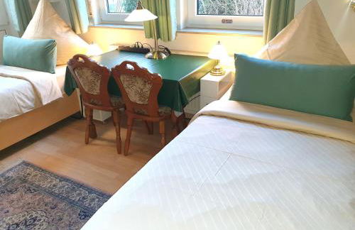 Zimmer Hohbuch mit Achalmblick - Foto 1